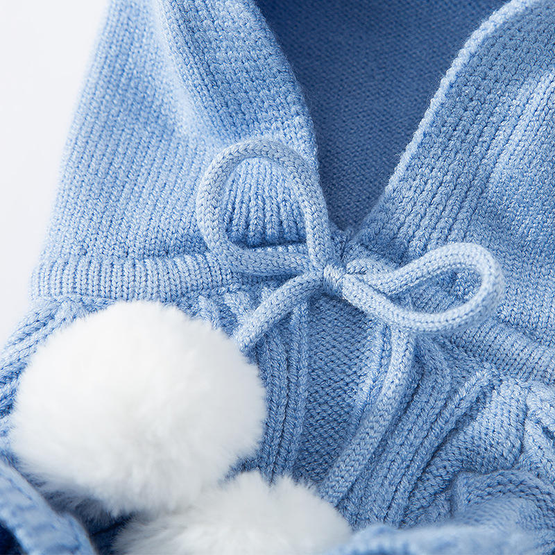 Warmer Strickpullover mit Kapuze für Katzen